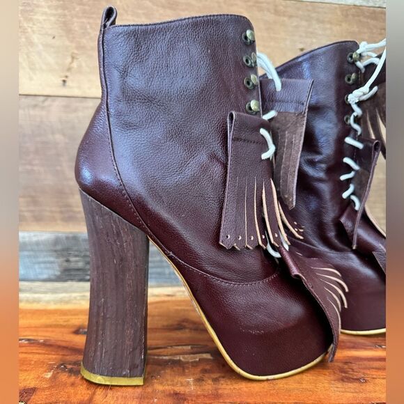 New Irregular Choice Carnaby Bond Red SKY HIGH Platform Brogue Boot Size 6 - Picture 4 of 15